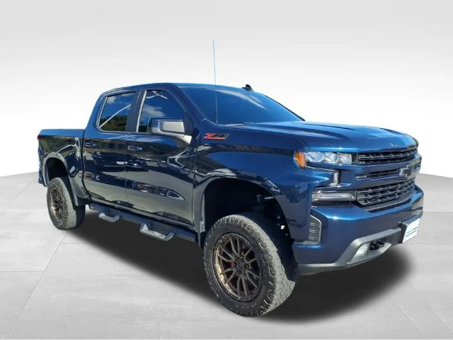 Certified Used 2020 Blue Chevrolet RST image 14