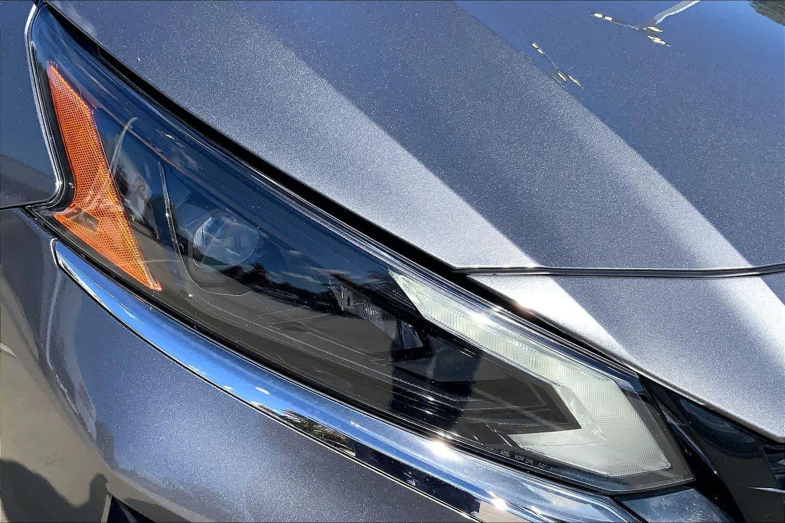 Used 2024 Gun Metallic Nissan 2.5 SV image 26