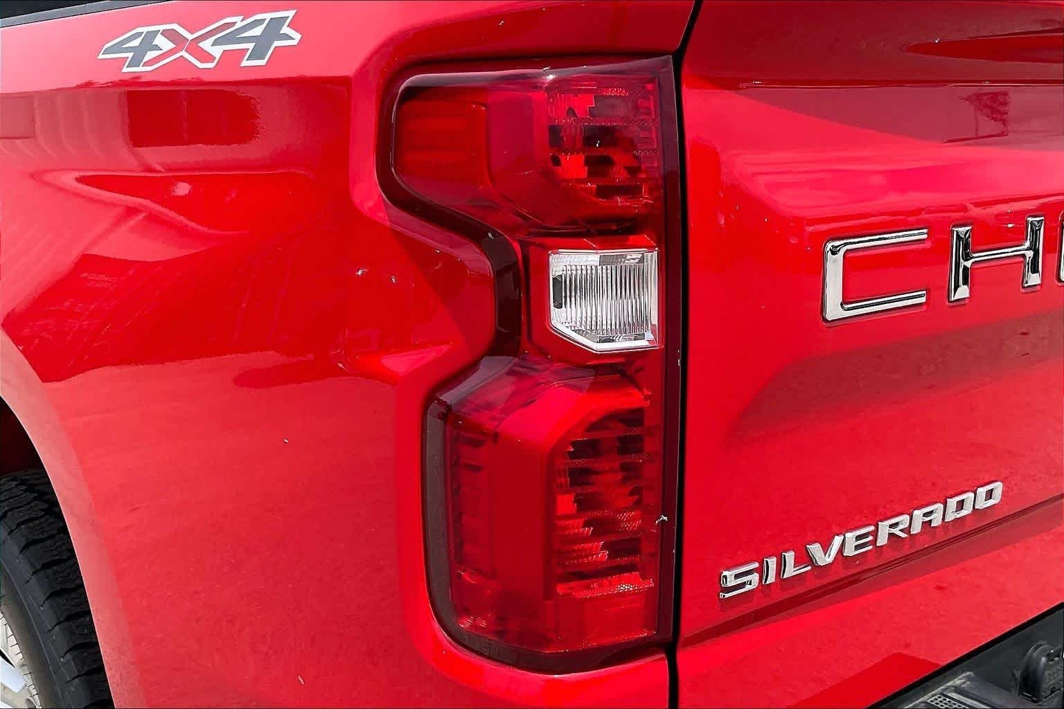 Used 2021 Red Hot Chevrolet LT image 29