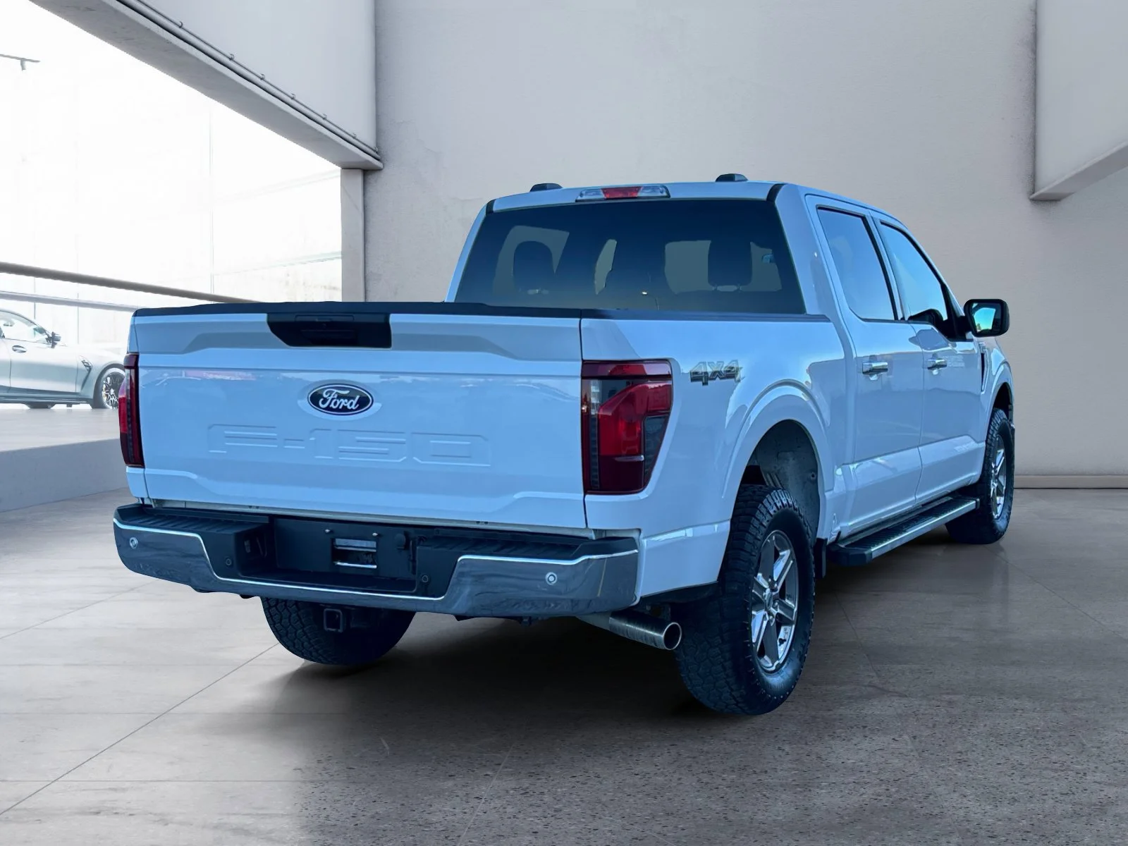 Used 2025 White Ford XLT image 5