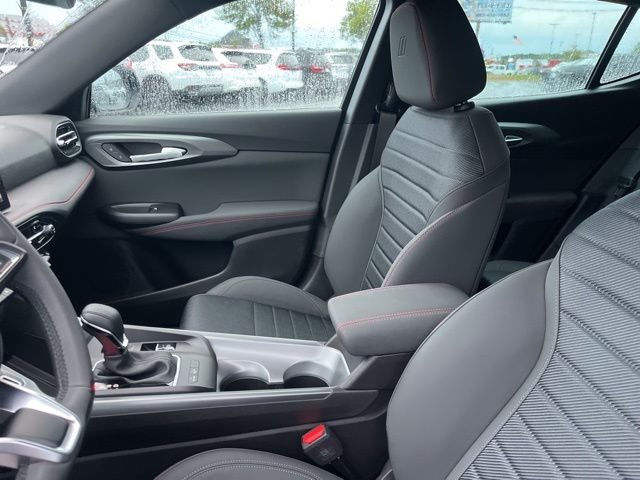 2025 Dodge Hornet GT - Photo 10