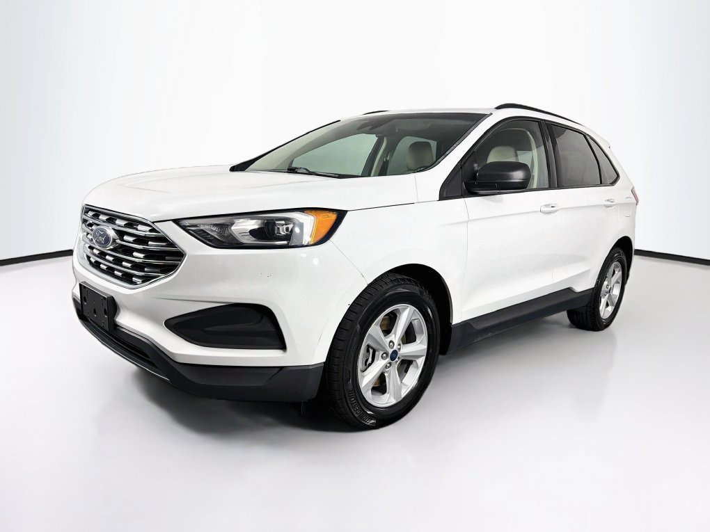 Used 2020 White Ford SE image 3