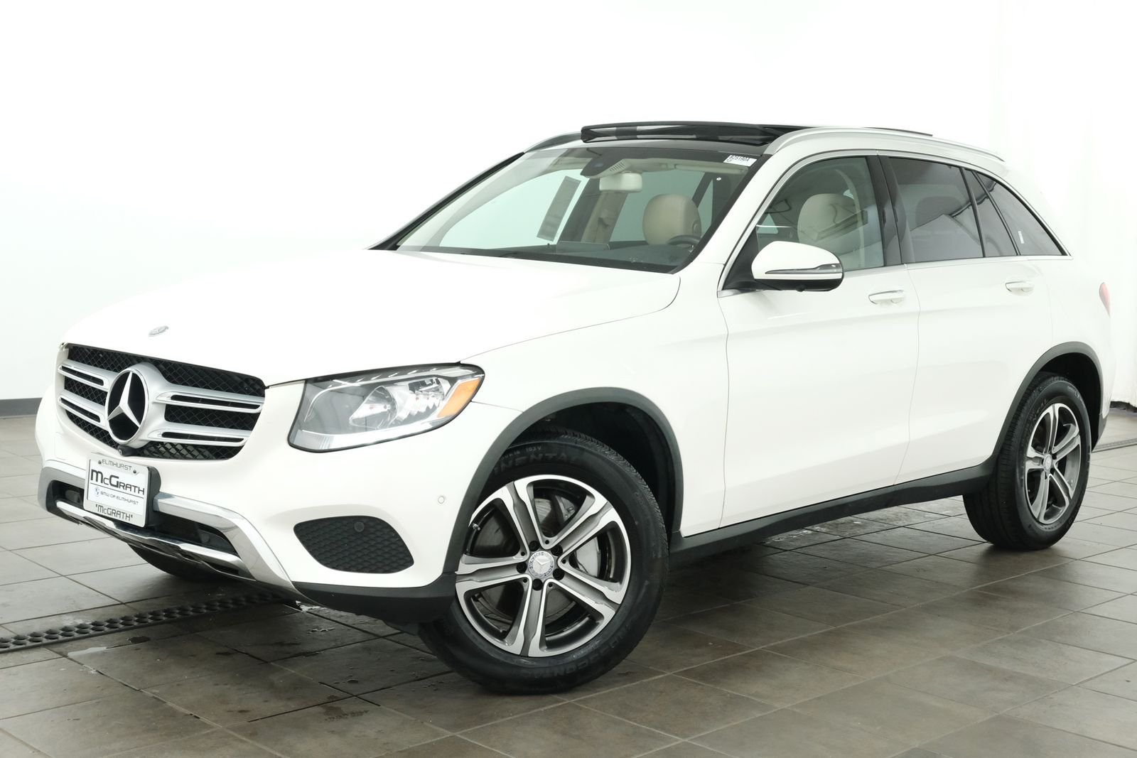 Used 2017 designo Diamond White Metallic Mercedes-Benz GLC 300 image 1