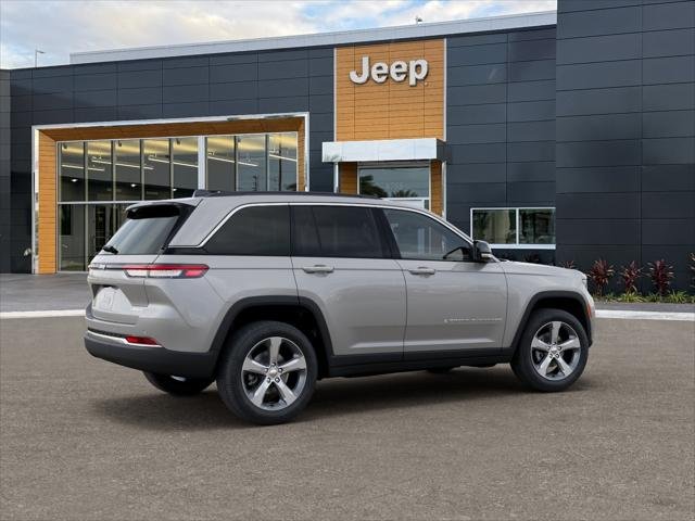 New 2026 Silver Zynith Exterior Paint Jeep Limited image 63