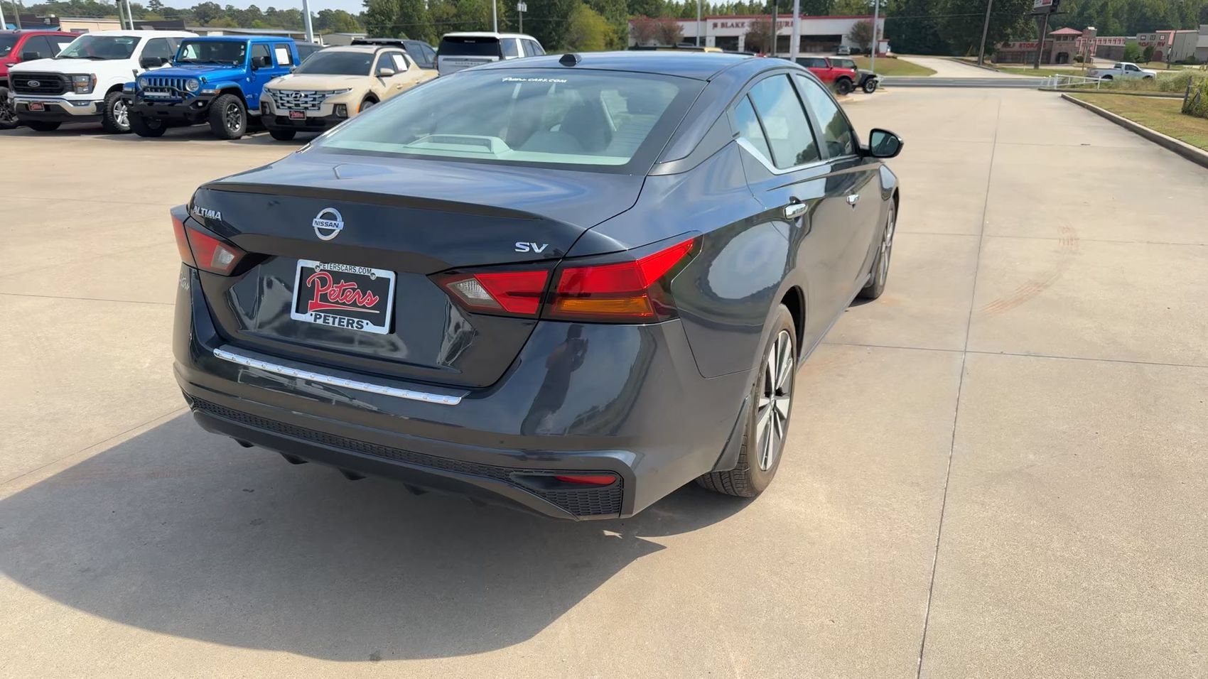 Used 2022 Storm Blue Metallic Nissan 2.5 SV image 8