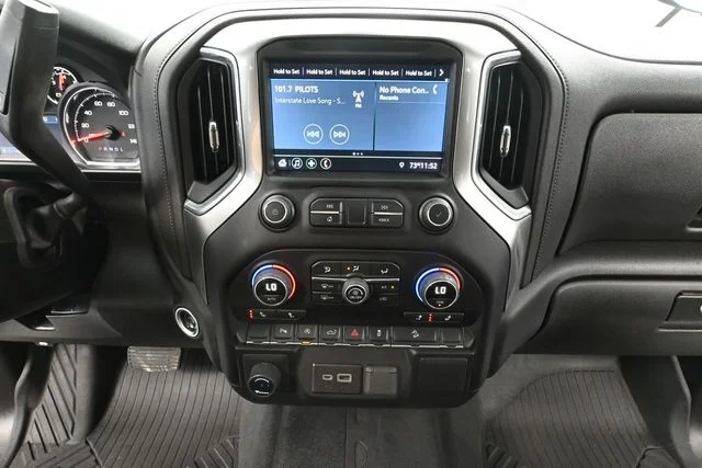 2022 Chevrolet Silverado 1500 Limited LT - Photo 36