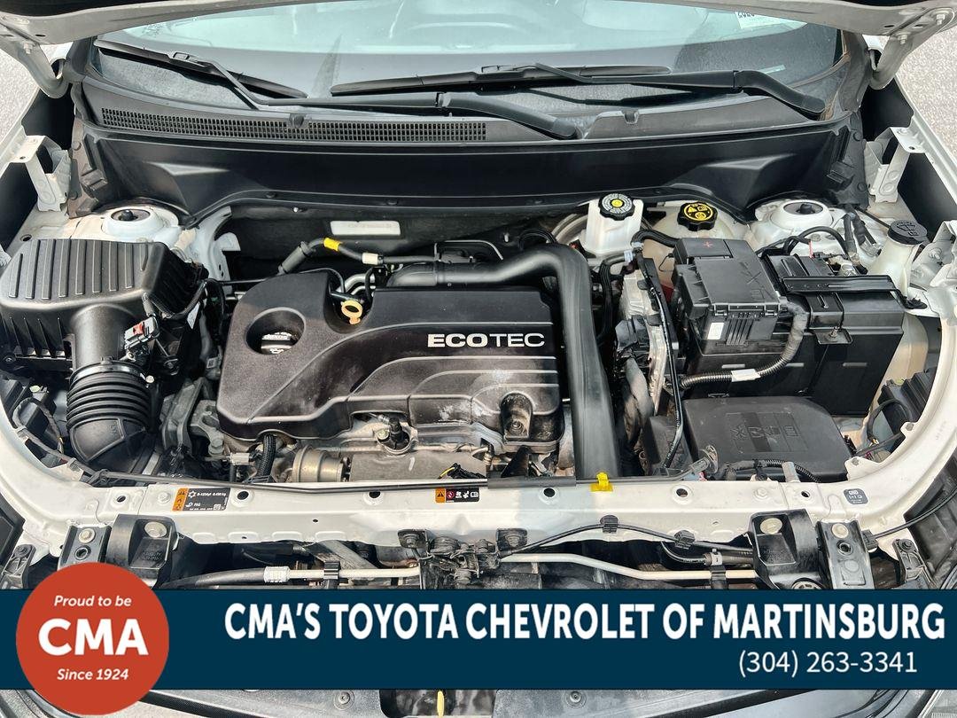 Used 2019 Iridescent Pearl Tricoat Chevrolet LT image 12