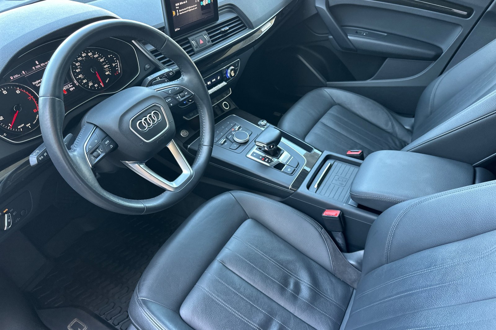 Used 2020 Glacier White Audi Premium image 9