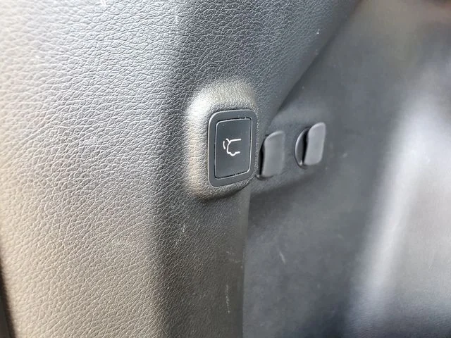 Used 2019 Gray Jeep Trailhawk image 10