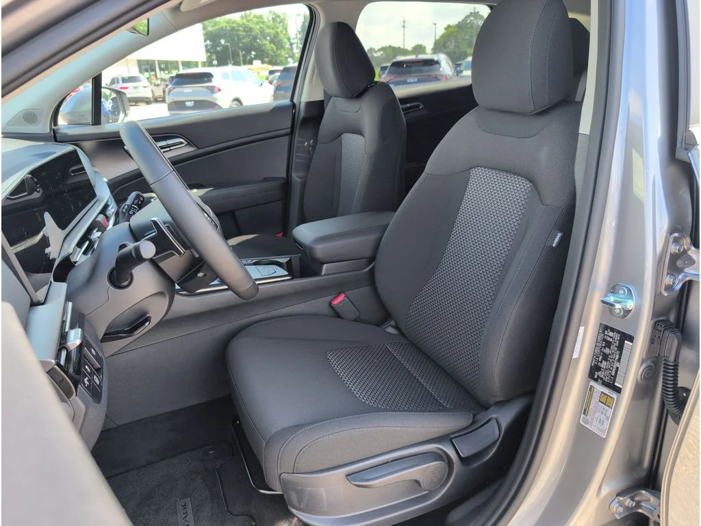 New 2026 Steel Gray Kia LX image 10