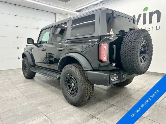 New 2026 Shadow Black Ford Outer Banks® image 3