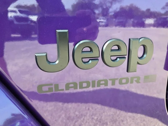 New 2026 Reign Exterior Paint Jeep Sahara image 12