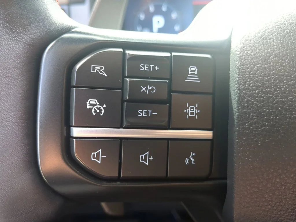 Used 2025  Ford Raptor image 23