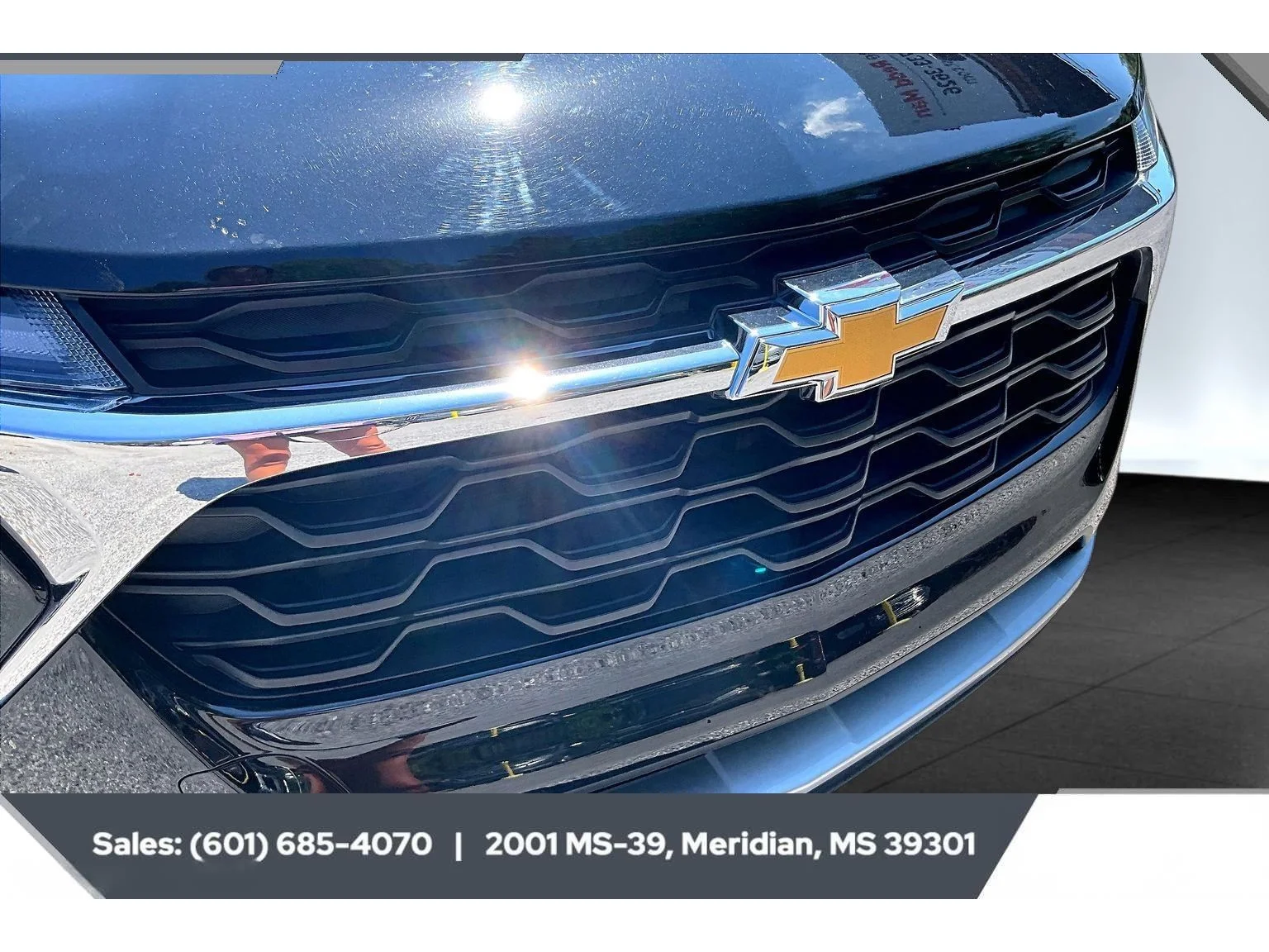 Used 2025 MOSAIC BLACK METALLIC Chevrolet LT image 21