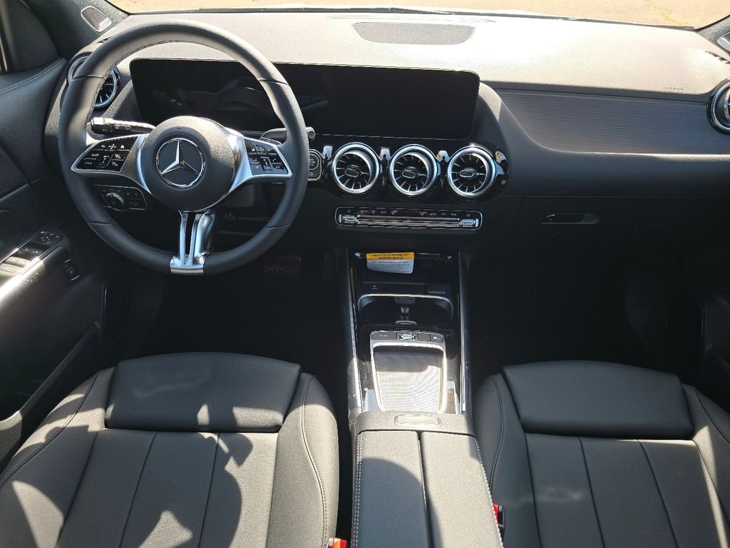 New 2026 Polar White Mercedes-Benz GLA 250 image 20