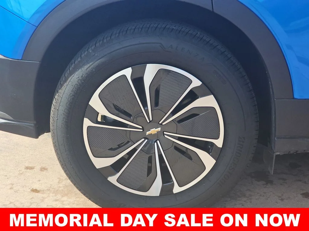 Used 2024 Blue Chevrolet LT image 38