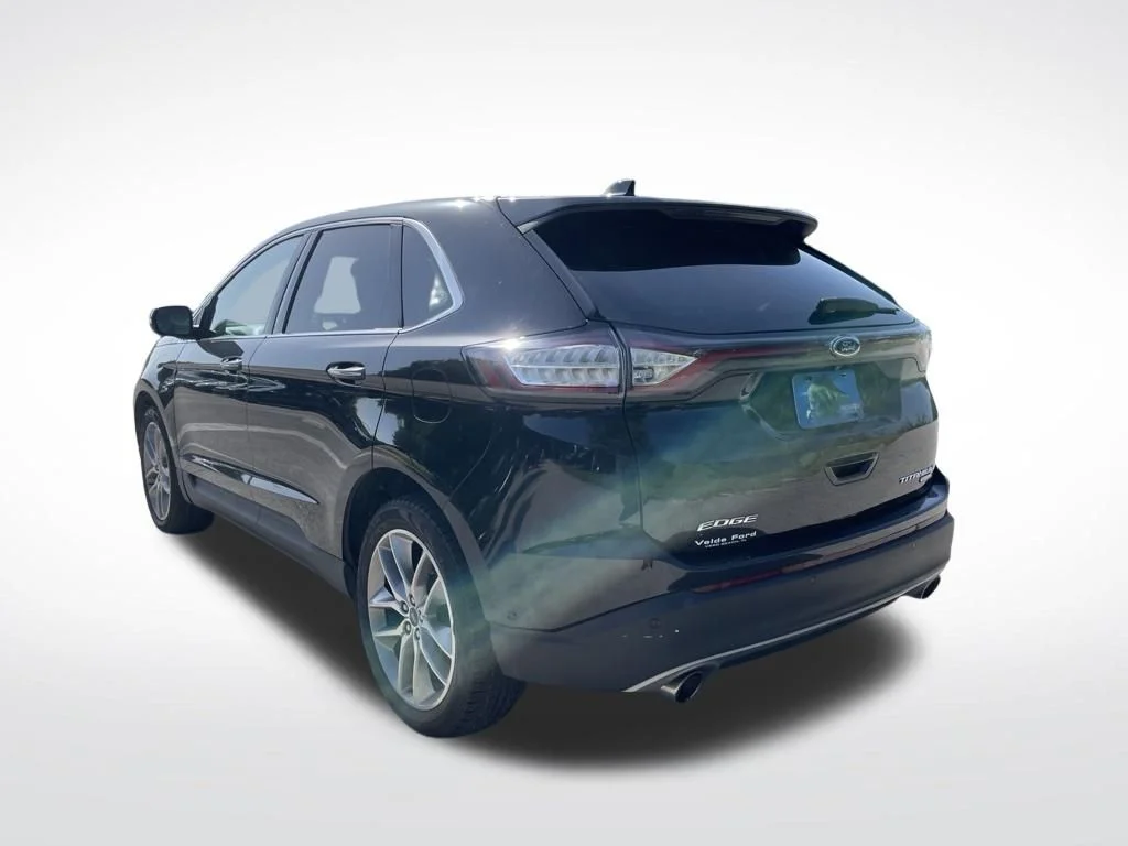 Used 2018 Shadow Black Ford Titanium image 5