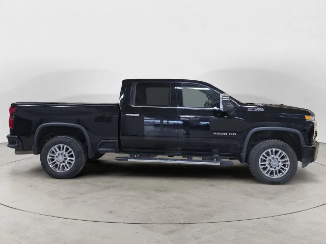 Used 2020 Black Chevrolet High Country image 4