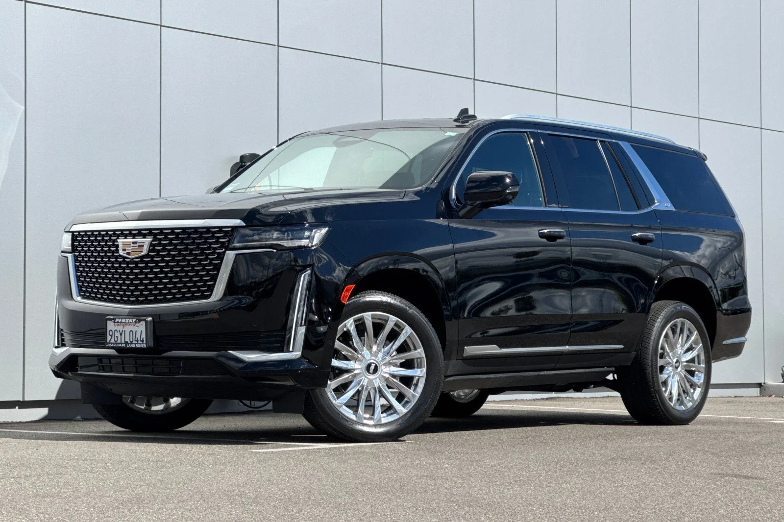 2023 Cadillac Escalade 4WD Premium Luxury's photo