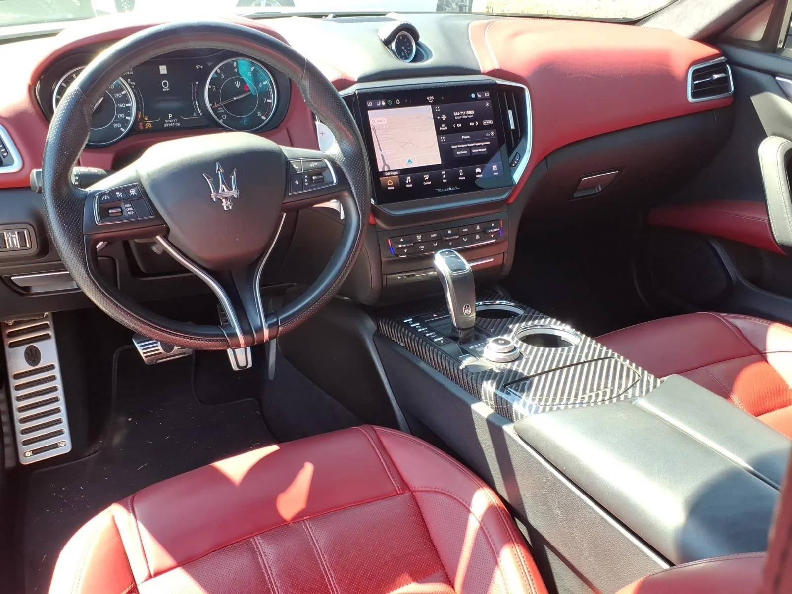 Used 2022 Grigio Metallic Maserati Modena image 21