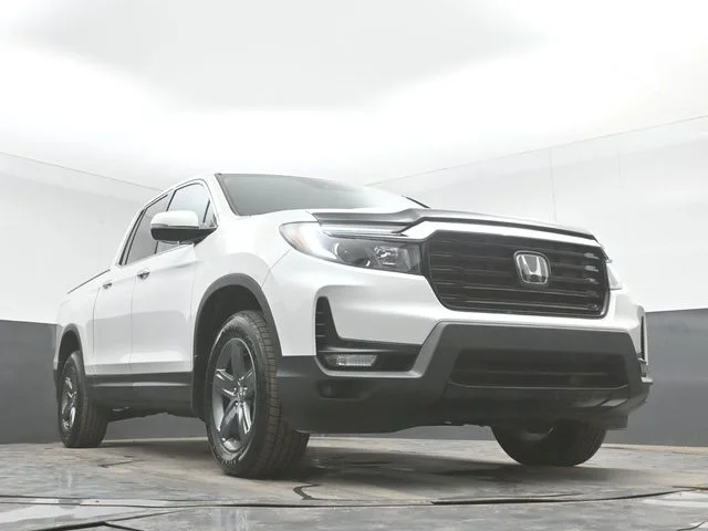 Used 2023 White Honda RTL-E image 41