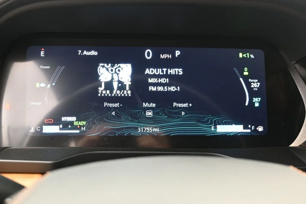 Used 2023 White Jeep Summit Reserve 4xe image 24
