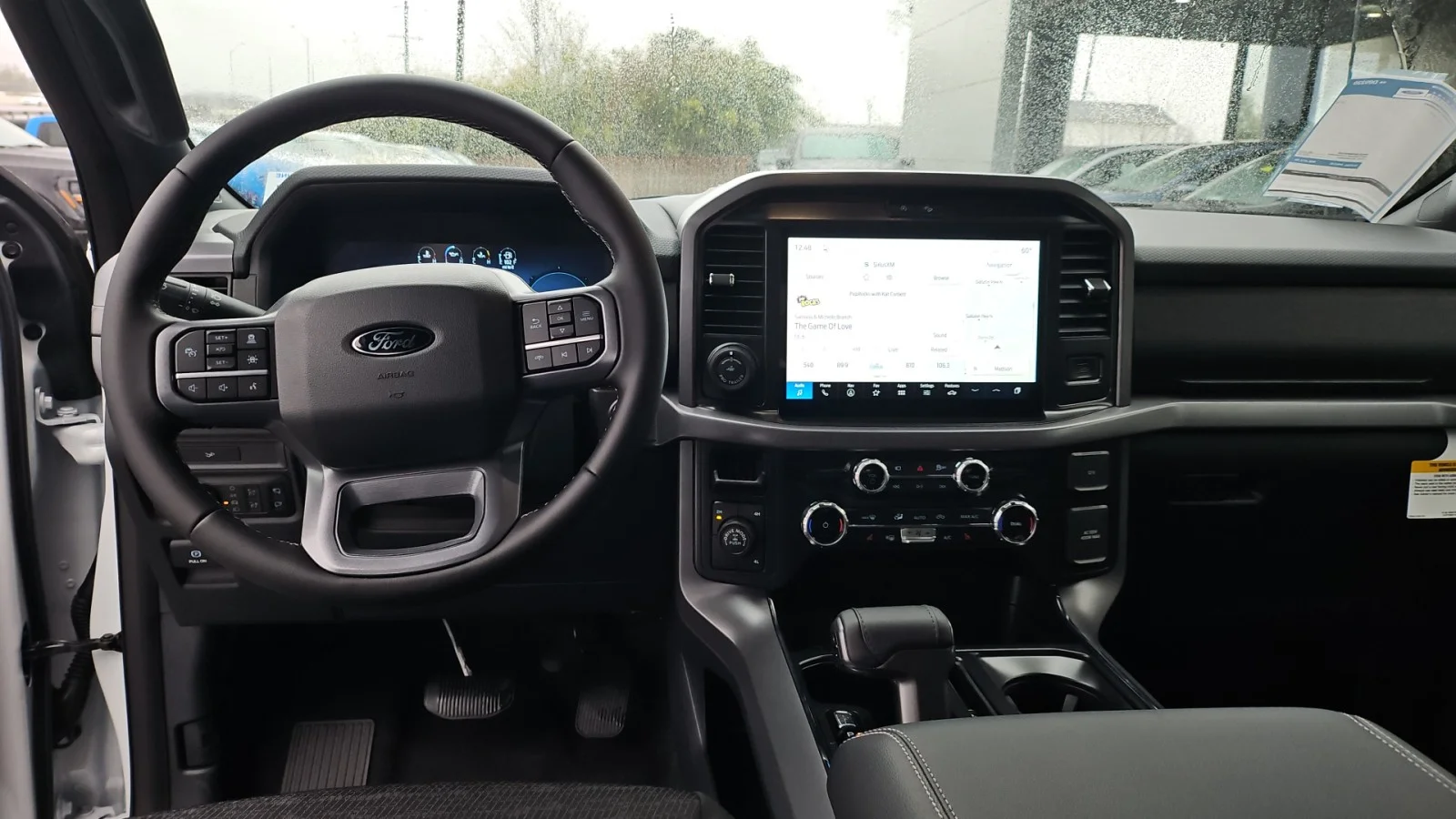 New 2026 Oxford White Ford XLT 4WD image 10