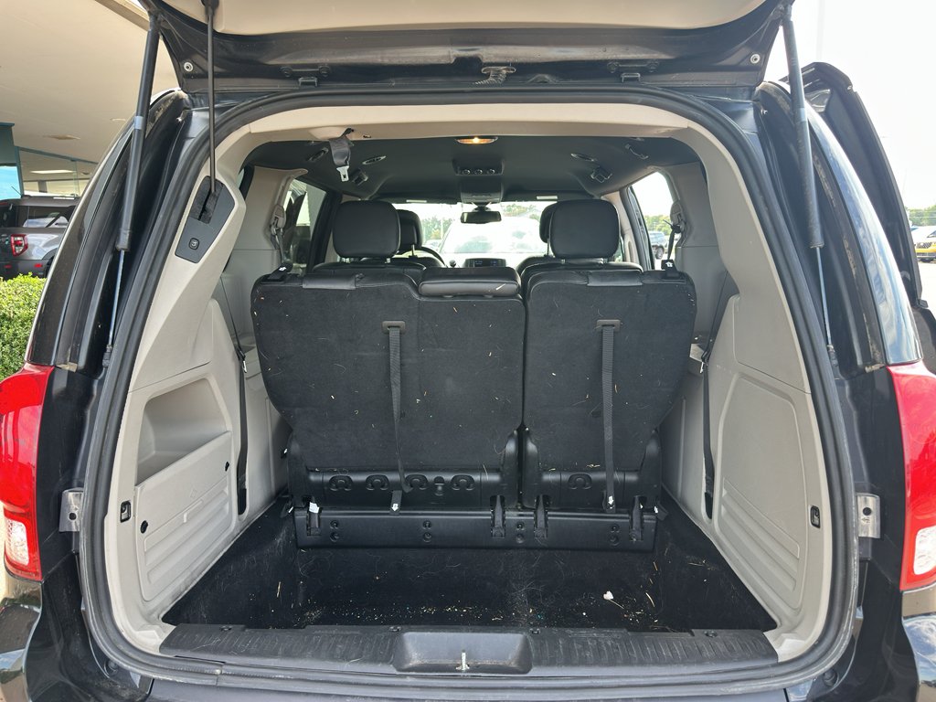 Used 2019 Black Onyx Crystal Pearlcoat Dodge SXT image 31