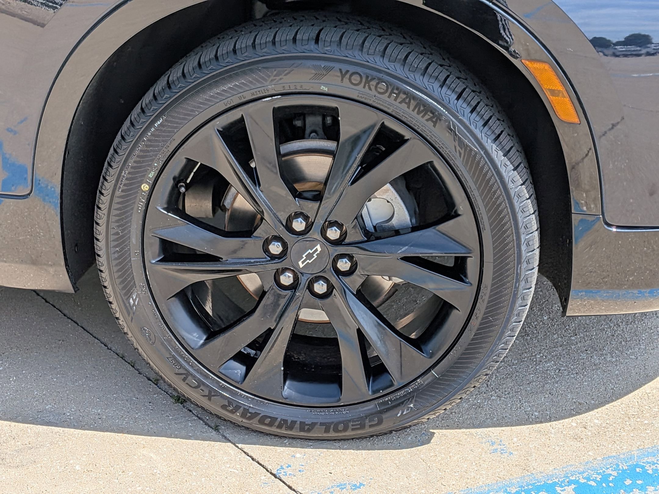 Used 2020 Midnight Blue Metallic Chevrolet RS AWD image 31