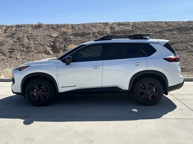 2025 Nissan Rogue photo 3