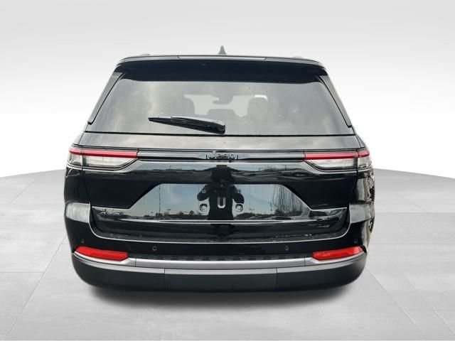 New 2026 Diamond Black Crystal Pearl-Coat Exterior Paint Jeep Altitude image 5