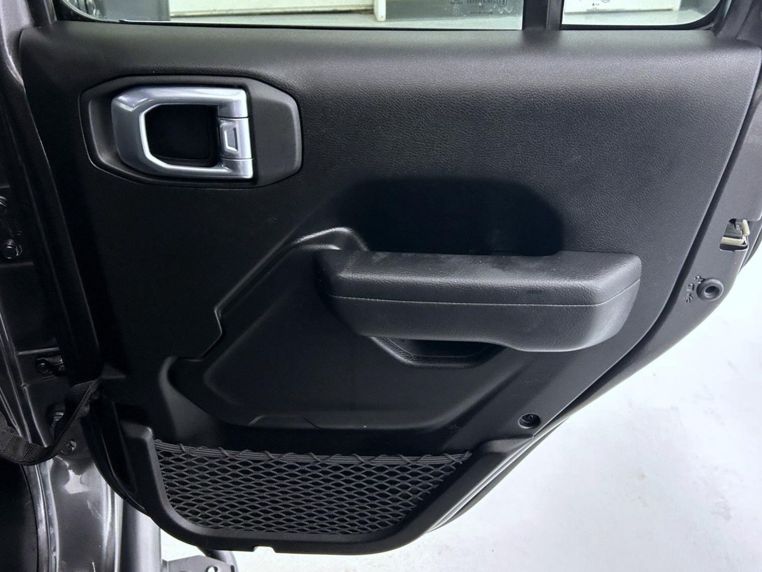 Used 2025 Gray Jeep Sport S image 17
