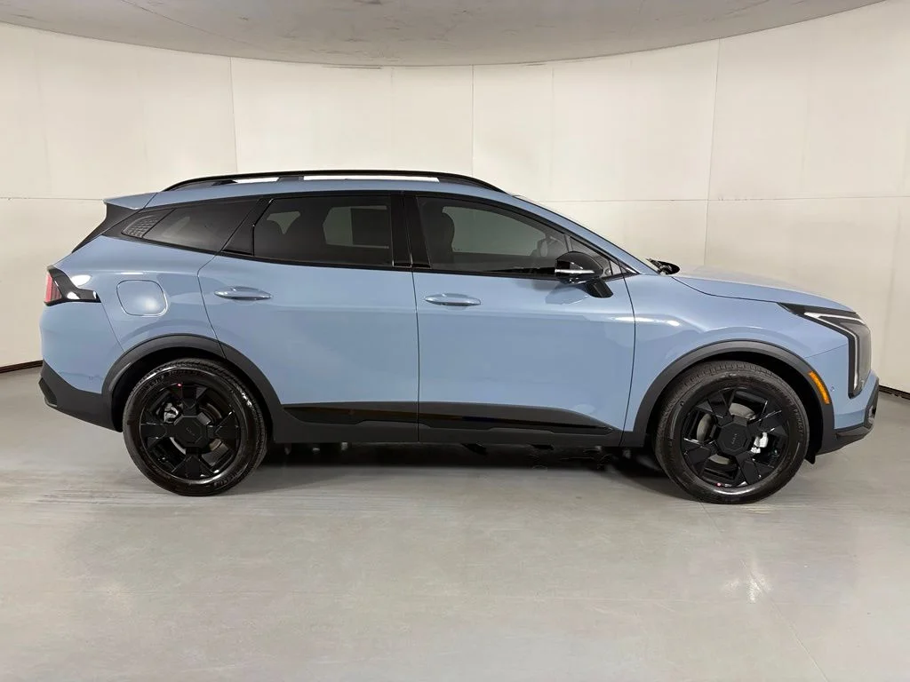 New 2027 Heritage Blue Kia X-Line Prestige image 9