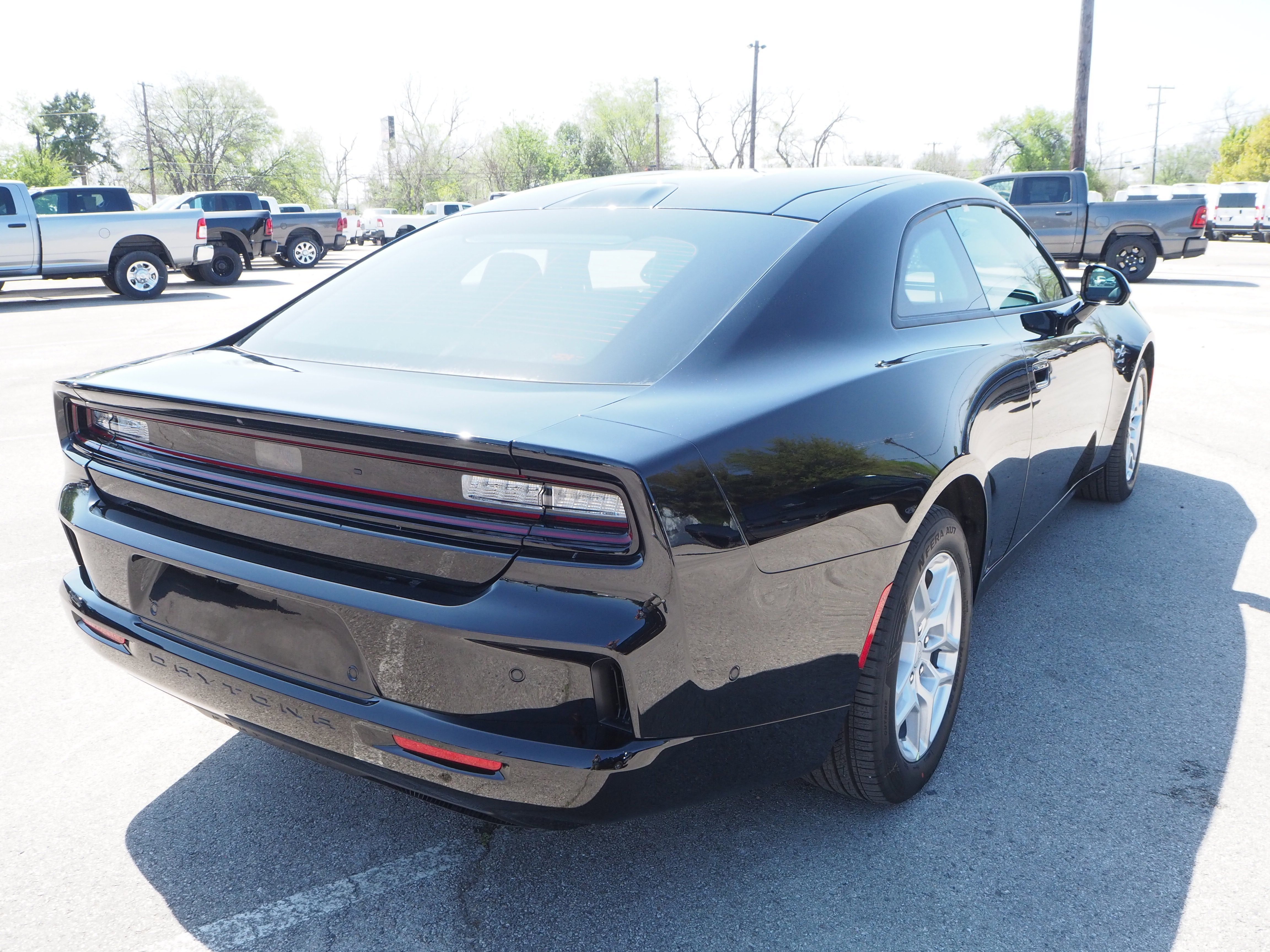 2025 Dodge Charger Daytona R/T - Photo 6