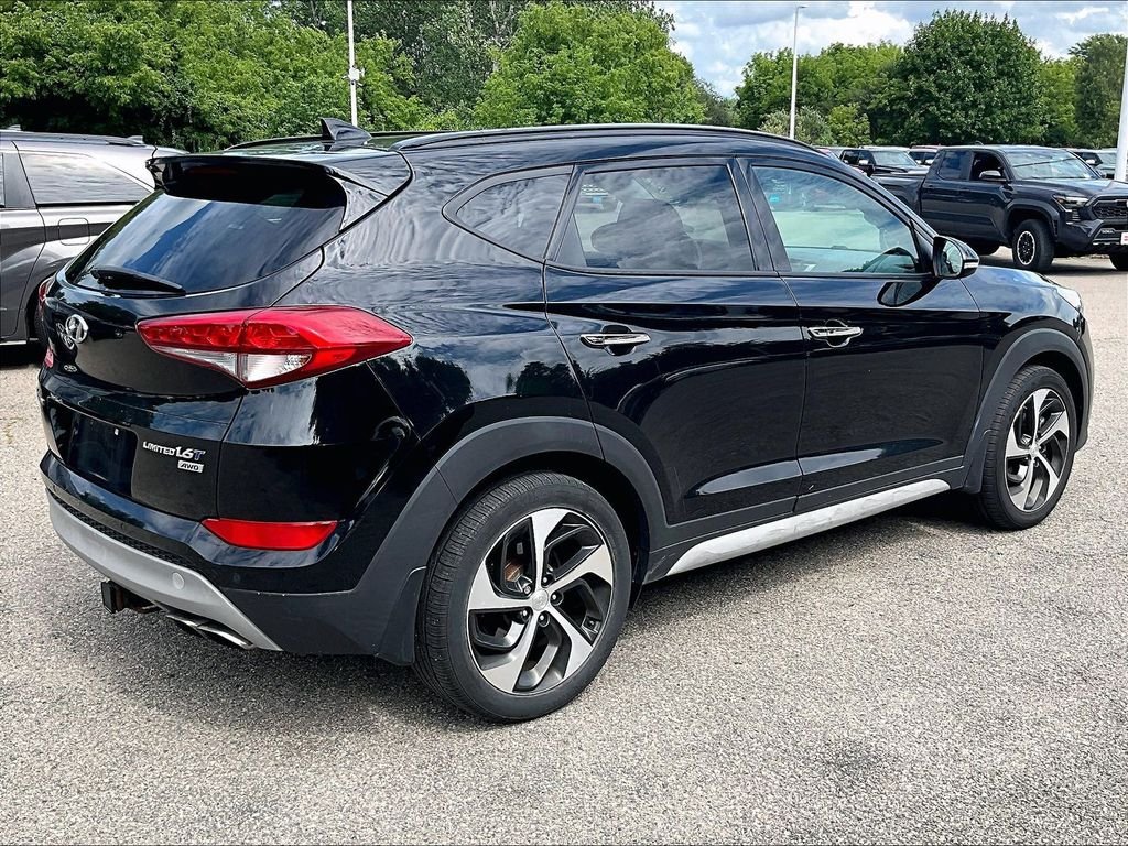 Used 2017 Black Hyundai Limited image 6
