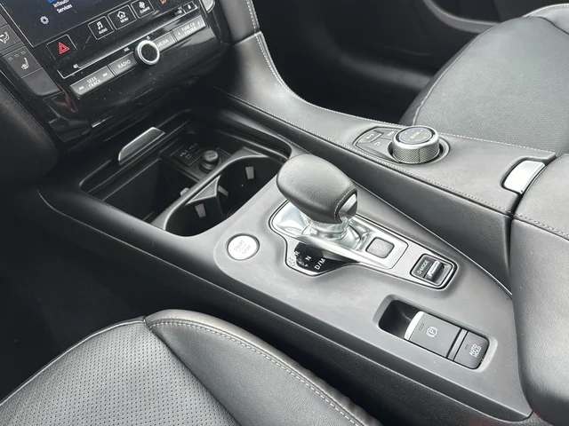 Used 2023 Gray INFINITI LUXE image 22
