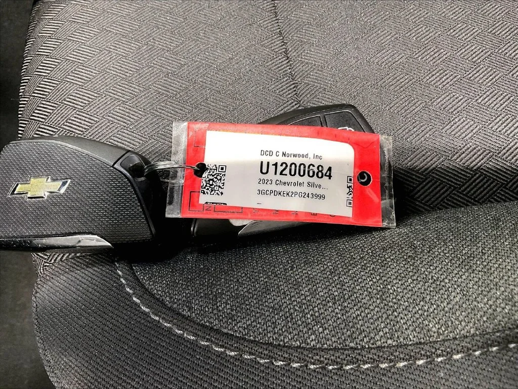 Used 2023 Black Chevrolet LT image 30