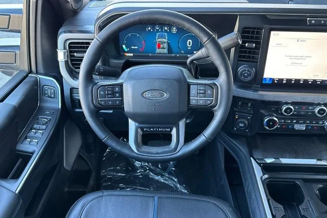 2025 Ford F-250 Super Duty Platinum - Photo 33