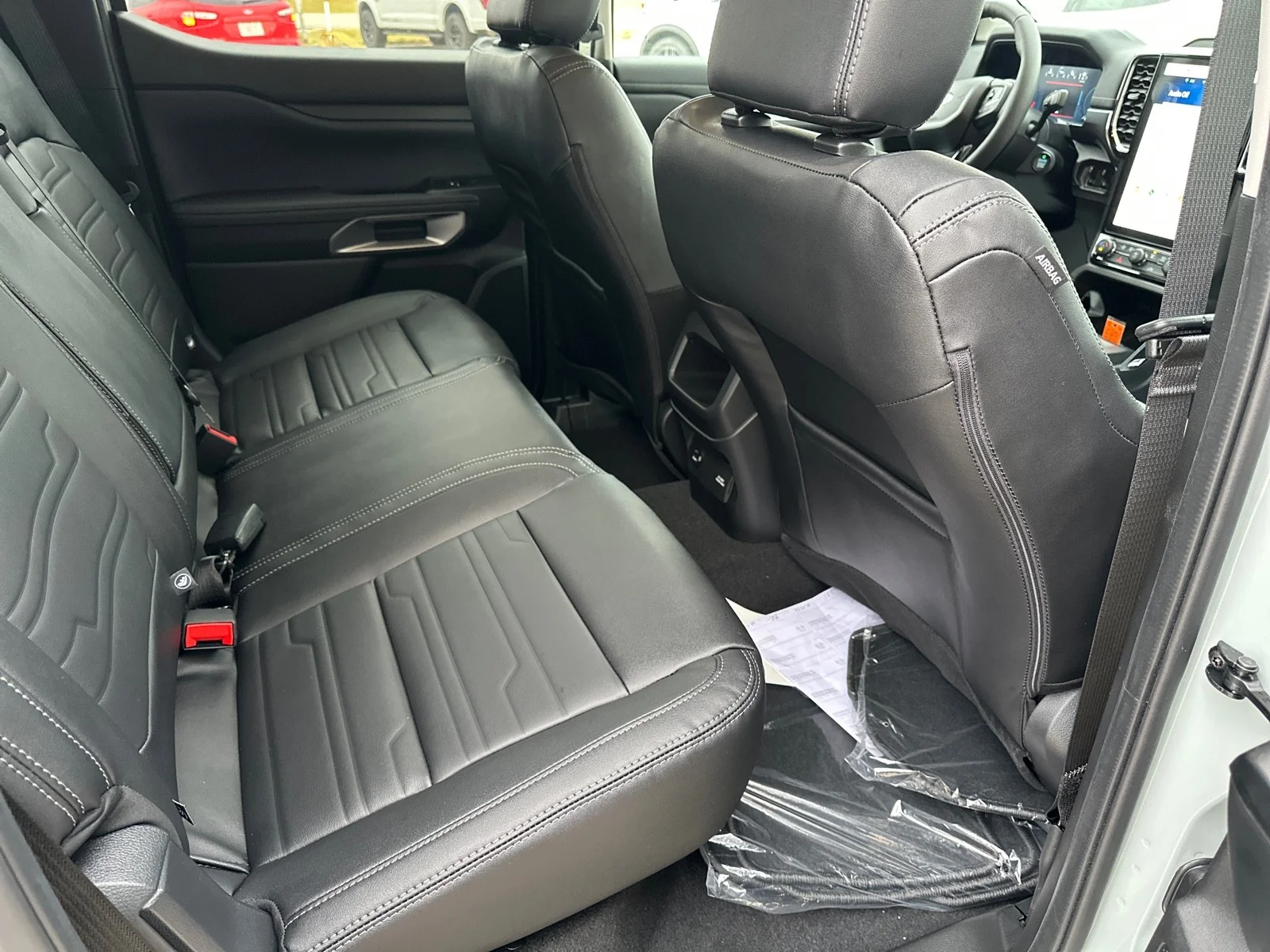 New 2024 Cactus Gray Ford LARIAT image 15