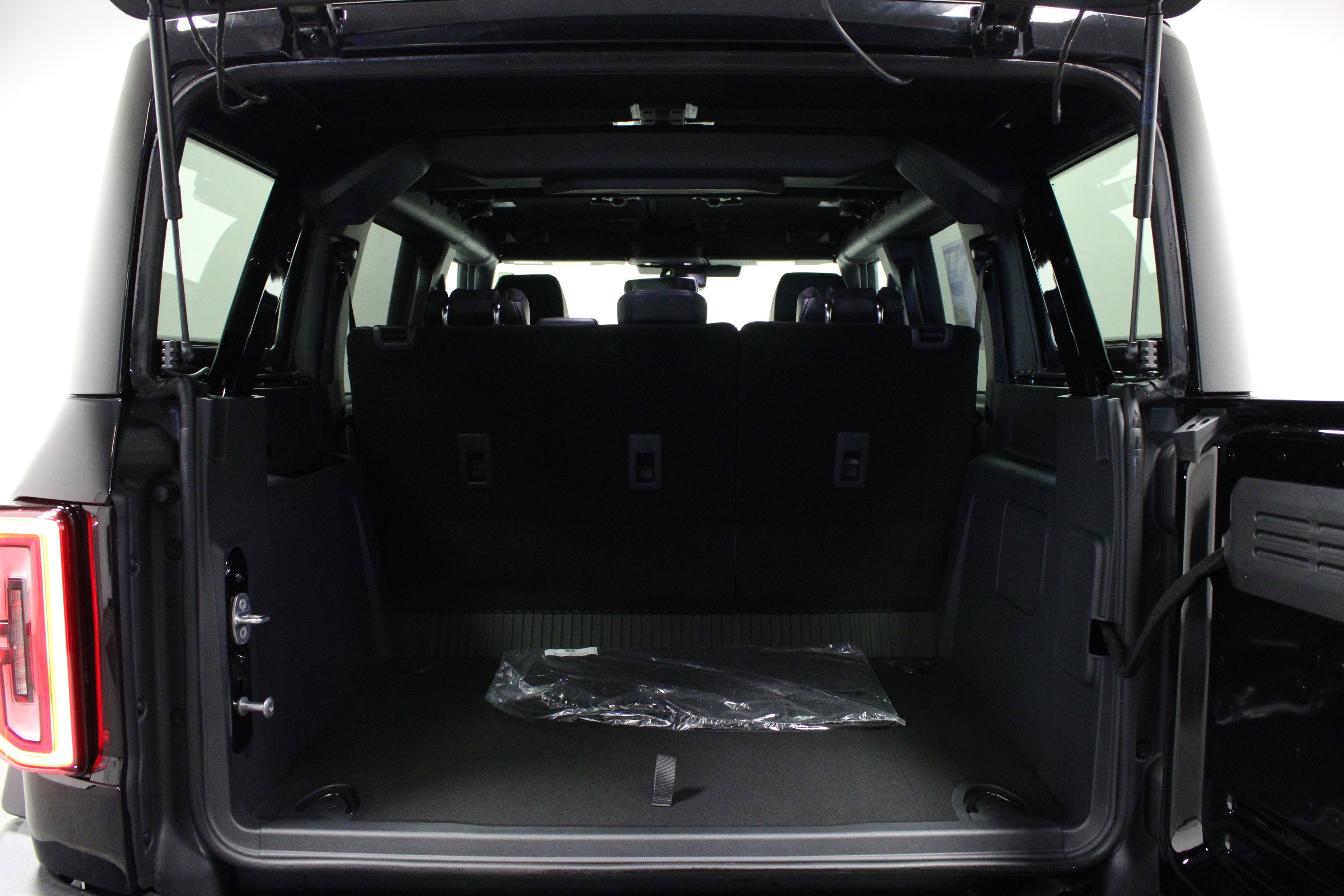New 2026 Shadow Black Ford Outer Banks image 14
