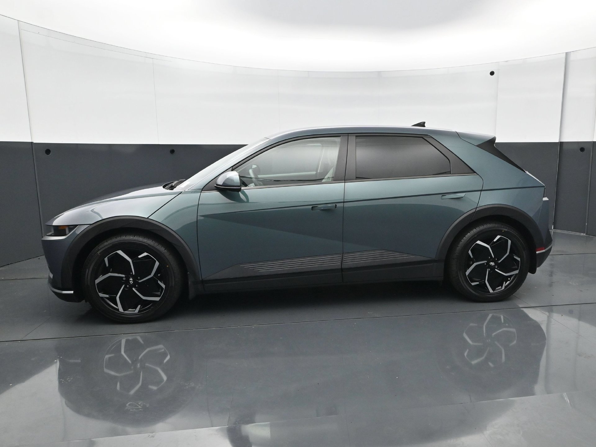 Certified Used 2023 Digital Teal Hyundai SEL AWD image 3