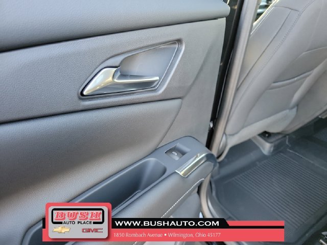 New 2027 Mosaic Black Metallic Chevrolet LT image 13