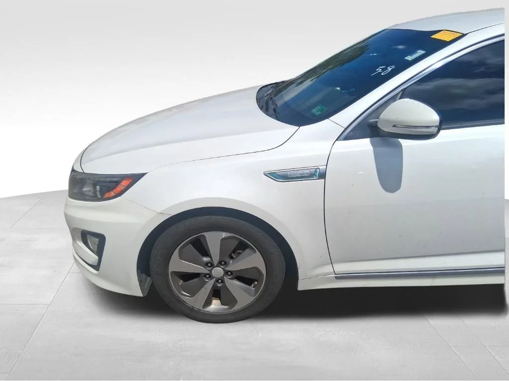 Used 2014 Black Kia EX image 11