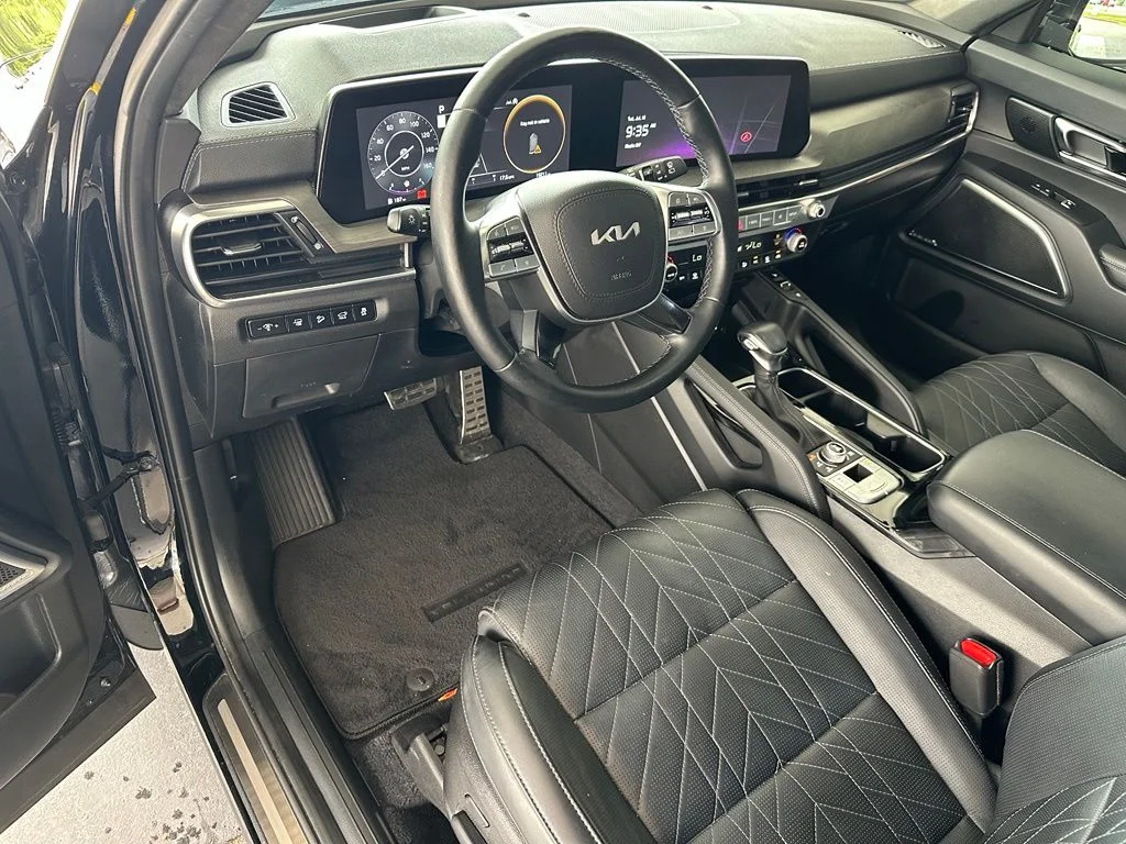 Used 2024 Black Kia SX-Prestige X-Line image 12