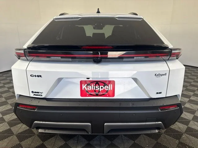 New 2026 Wind Chill Pearl <sup>1</sup> Toyota  SE image 21
