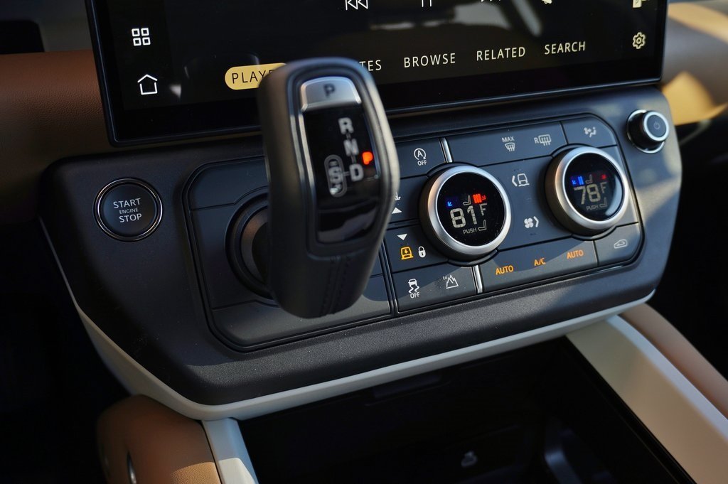 2026 LAND ROVER DEFENDER - Image 27