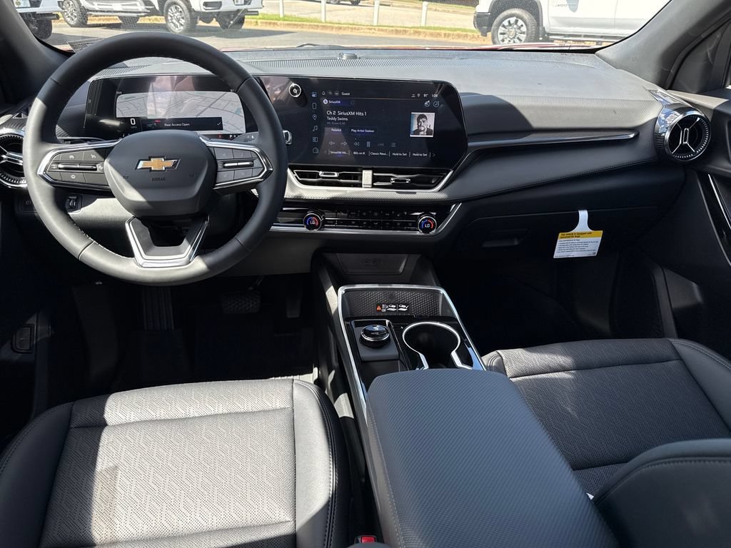 2027 Chevrolet Equinox LT - Photo 20