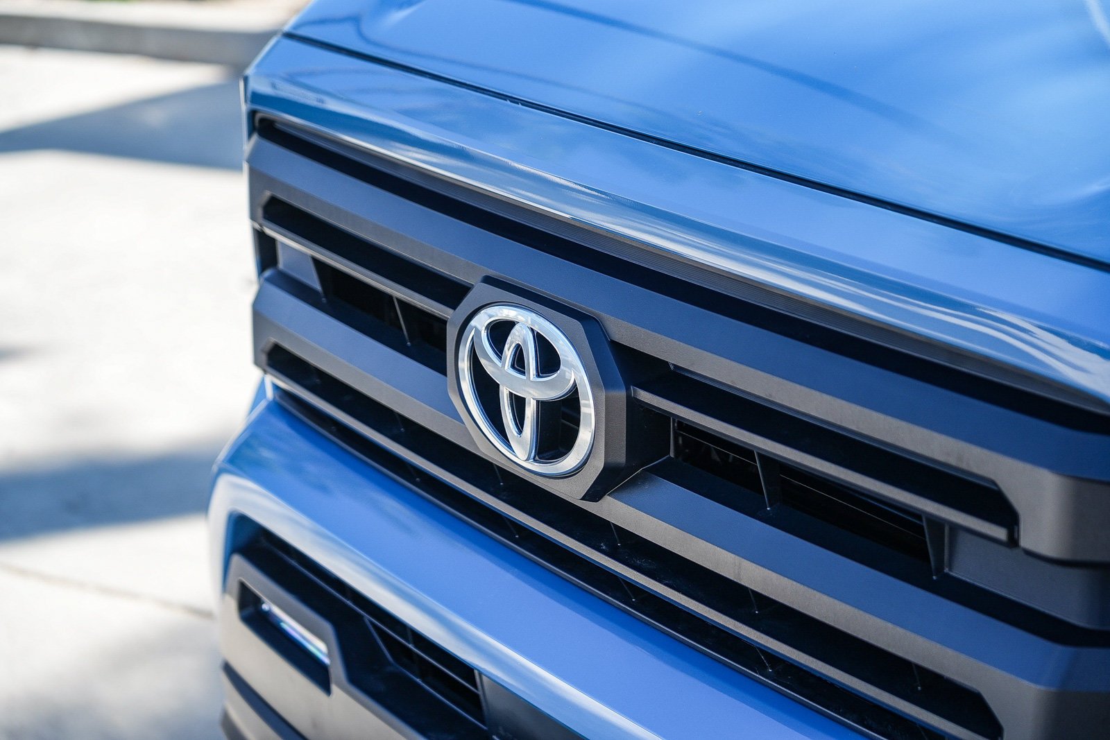Used 2026 Blue Toyota SR5 image 3