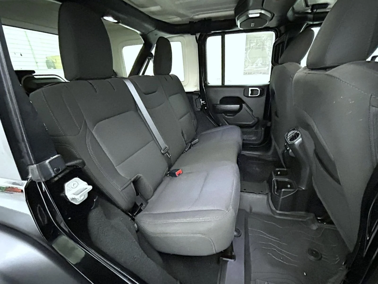Used 2023 Black Jeep Sport S image 15