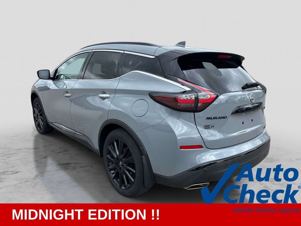 Used 2024 Gray Nissan SV image 3